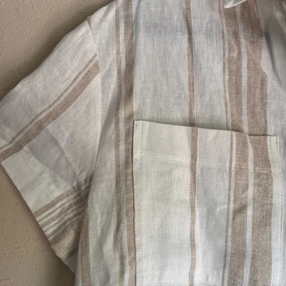 Madewell :: Short Sleeve Safari Shirt :: Size Small :: White and Brown Stripe - Picture 7 of 9